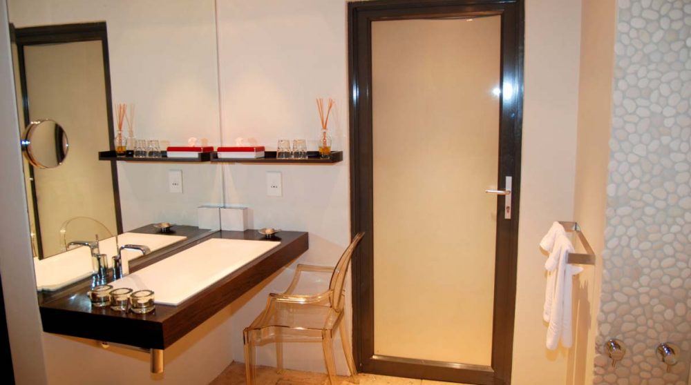 Vue d'une salle de bains au Cap