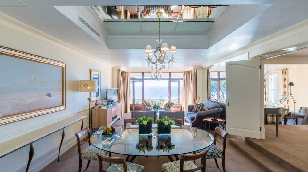 Salle à manger d'une Suite