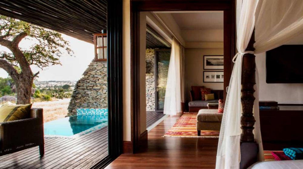 Chambre au Four Seasons Safari Lodge