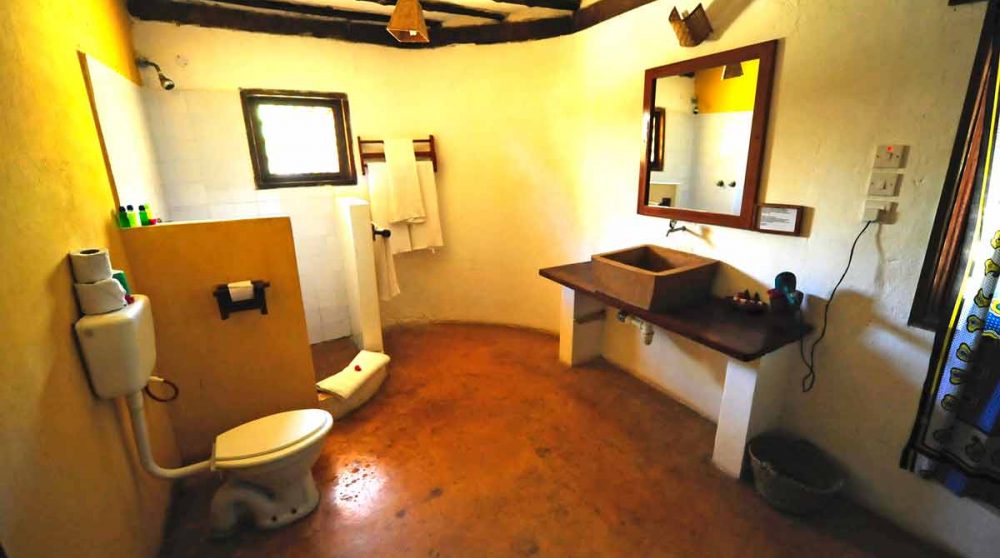 La rustique salle d'eau à Zanzibar