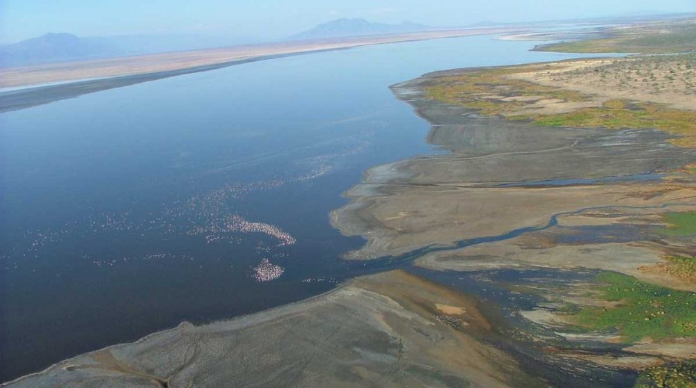 Le Lac Natron vue depuis le ciel